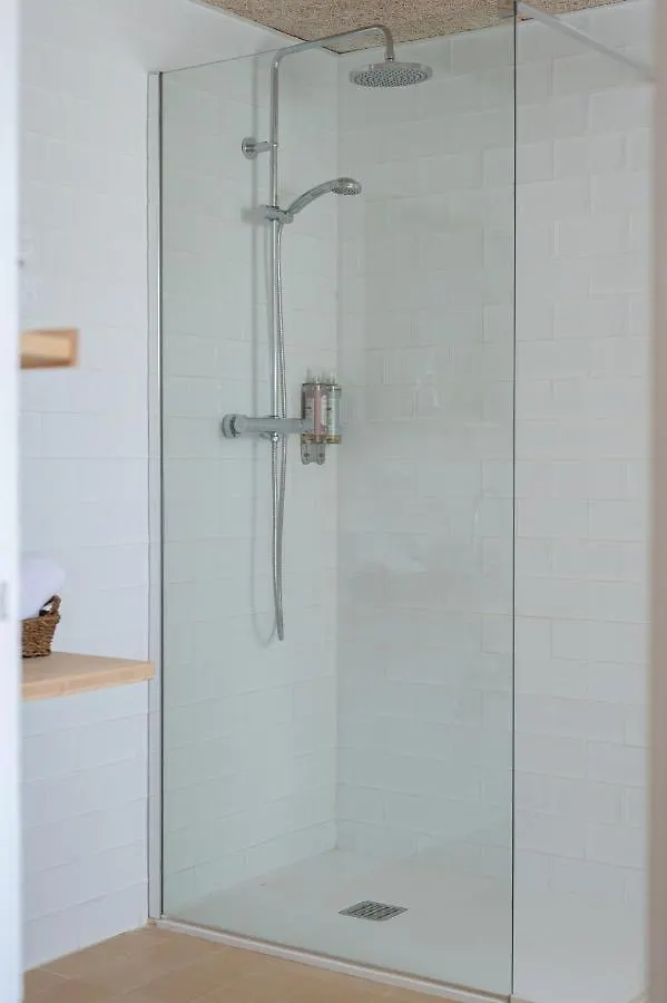 יפראנק Hostal Sa Teula מלון