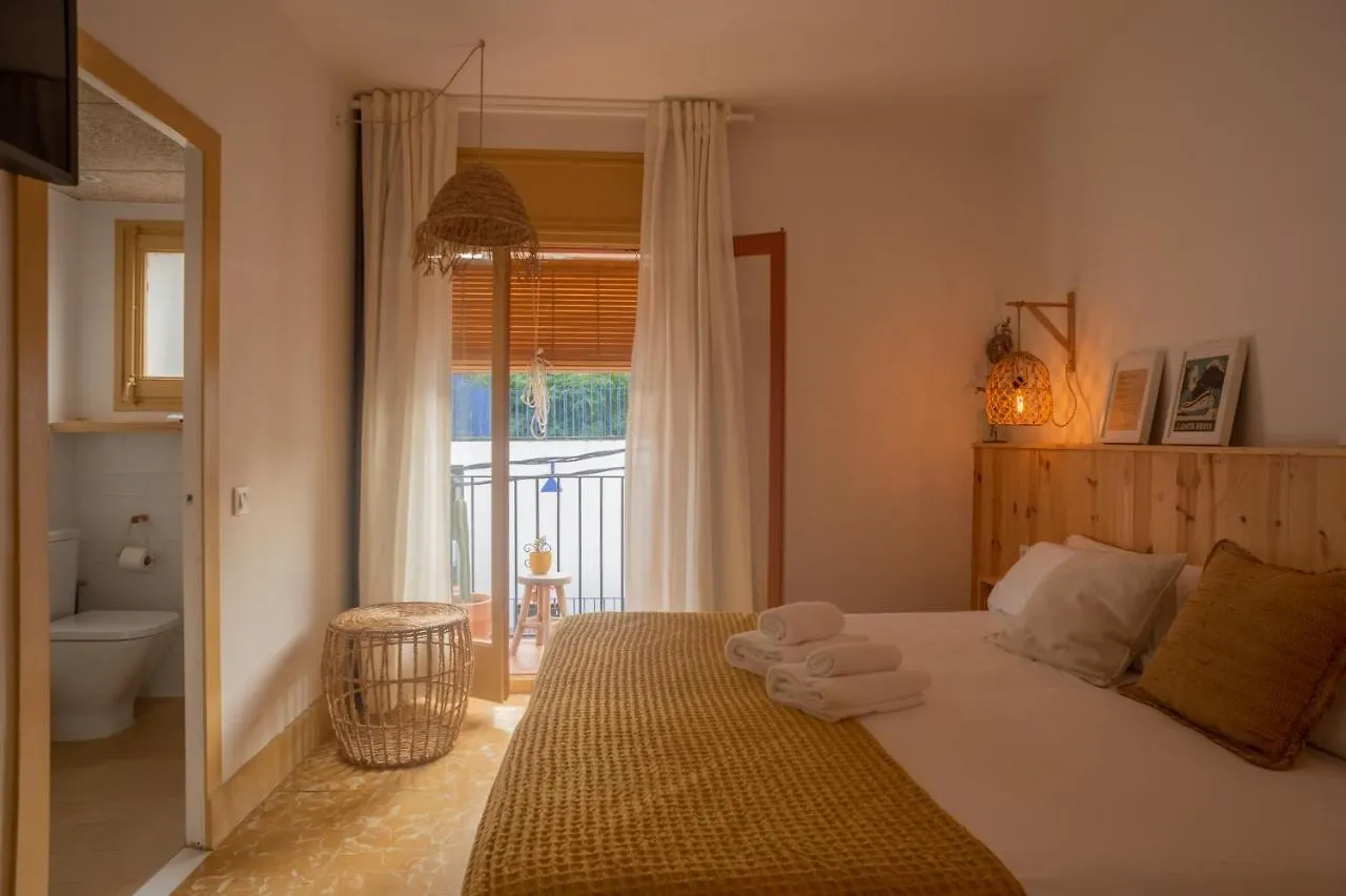 יפראנק Hostal Sa Teula 2*,