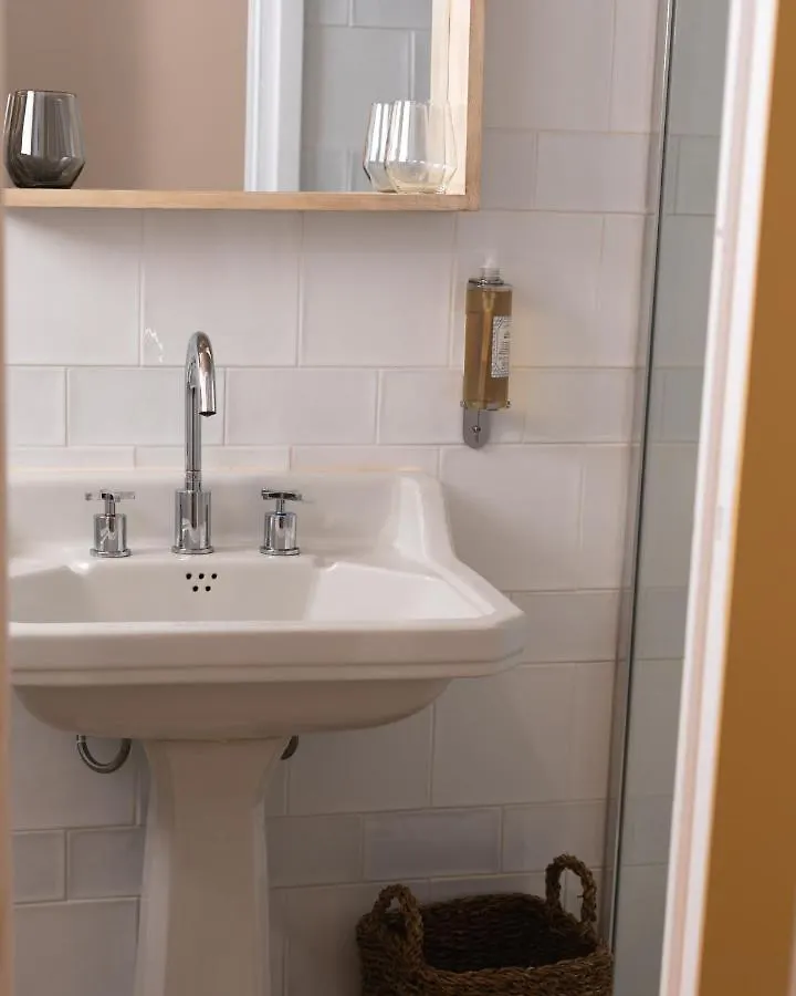 יפראנק Hostal Sa Teula מלון