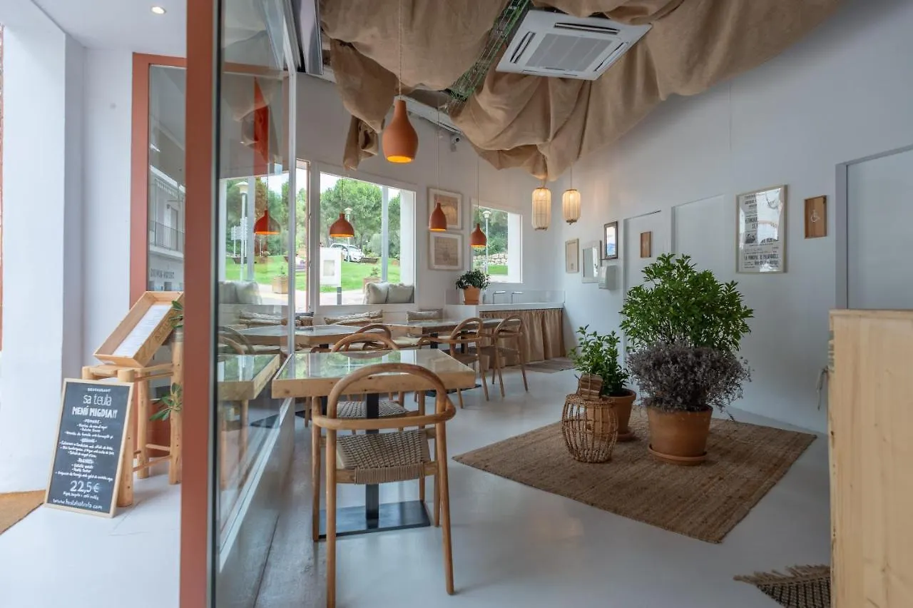 יפראנק Hostal Sa Teula ספרד